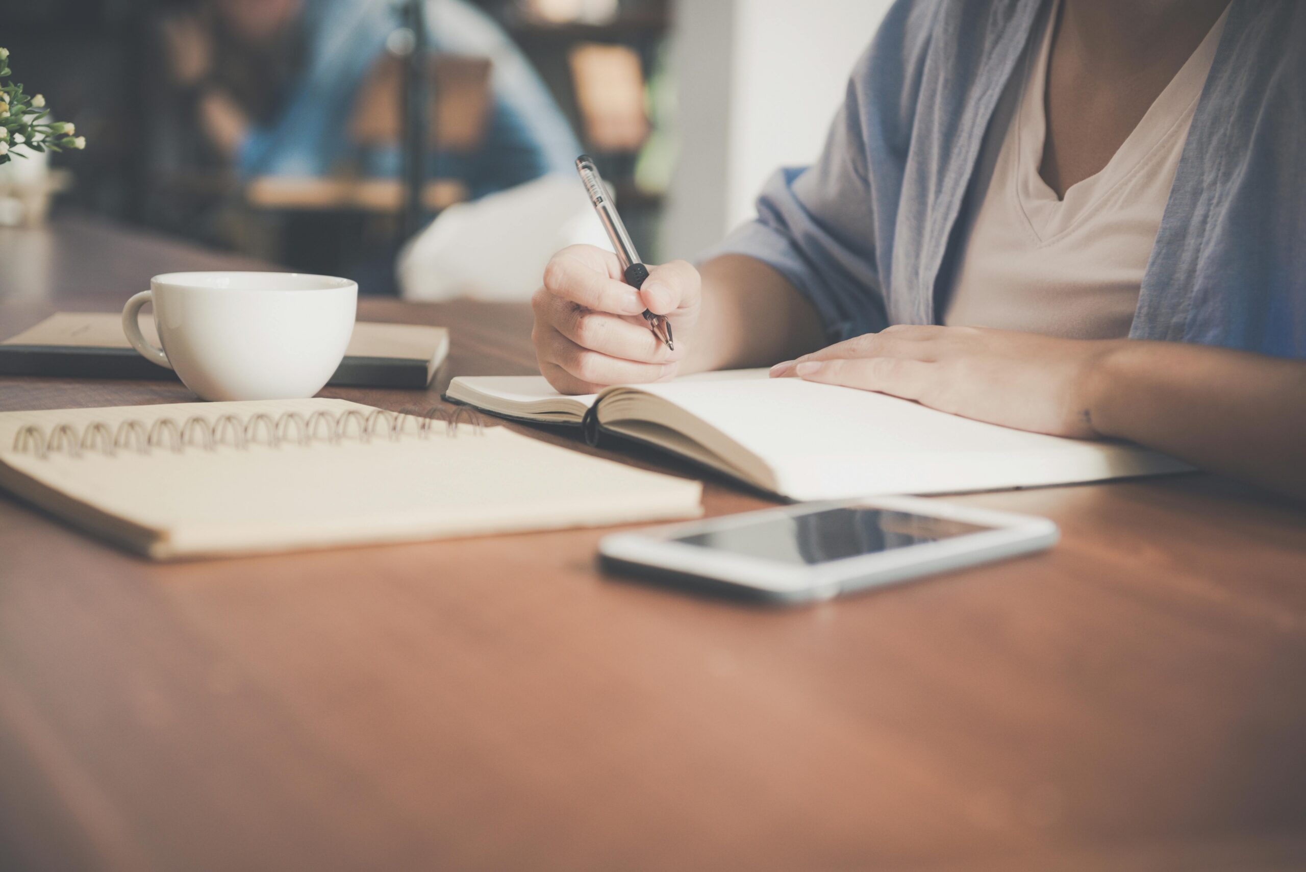 Odrasli pri samostojnem učenju z digitalnim gradivom